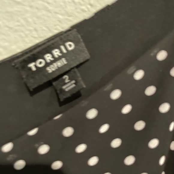 Torrid black with white polka dots swing tank size 2 - Picture 3 of 5